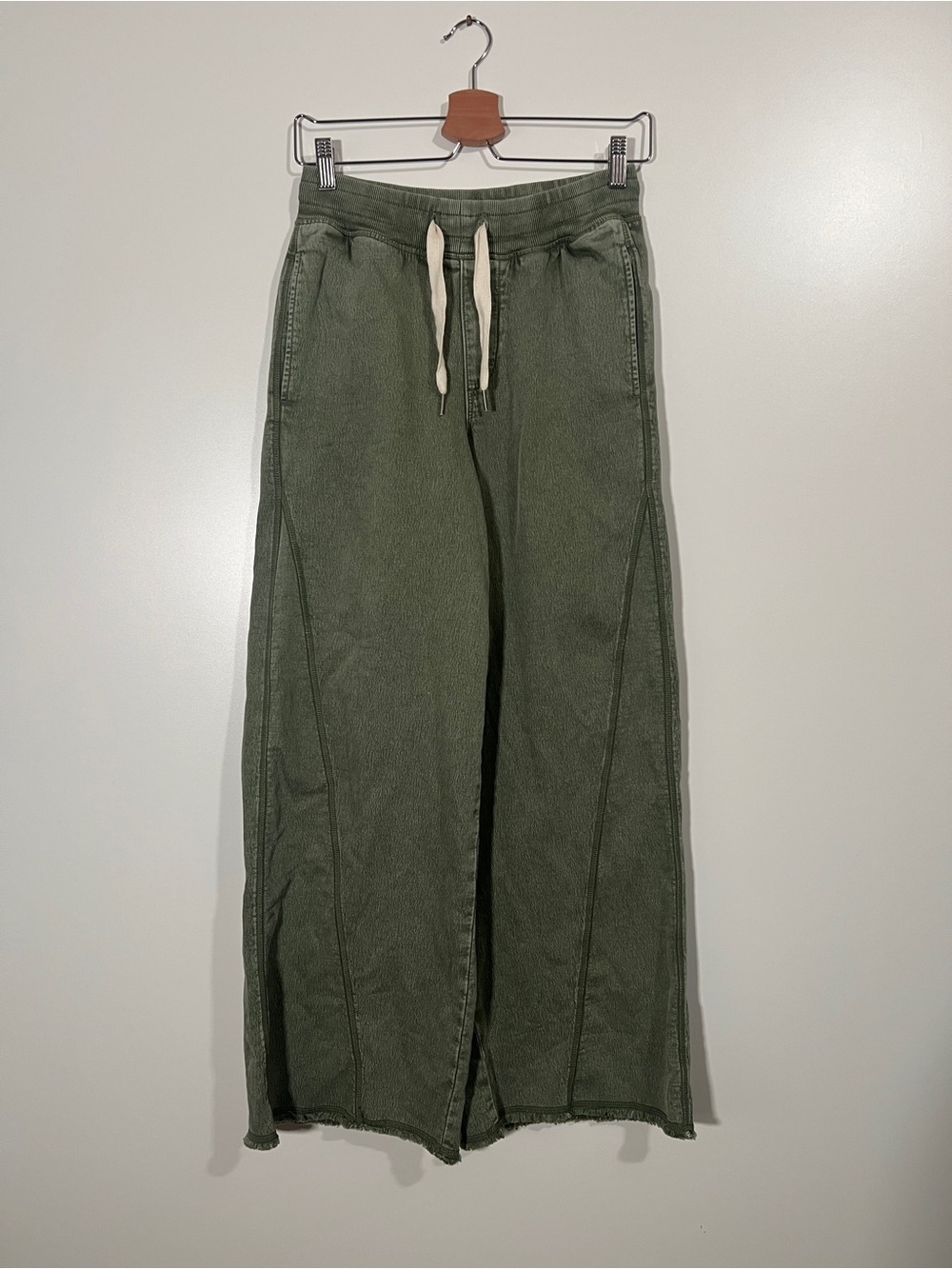 Aerie Wide Leg Pants in Olive Green Tie Waist Size XS Pockets - Picture 4 of 10